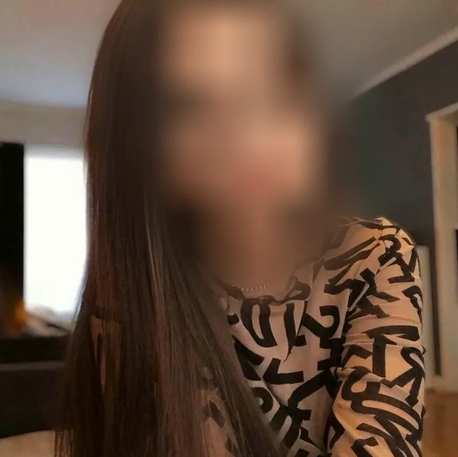 Erisa, 21 anni